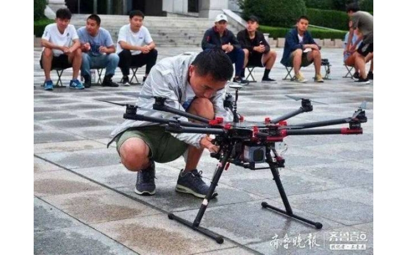 報名參軍大學畢業生入役前苦練無人機技術，培養未來必備技能