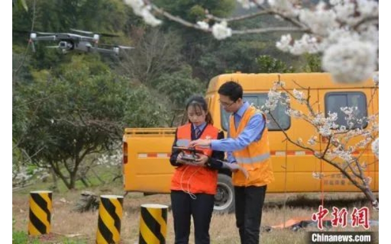 高鐵無人機女“飛行員”：盛開在高鐵線上的“山茶花”